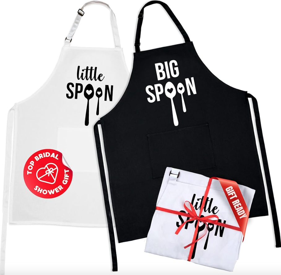 Mr & Mrs Novelty Gift Apron Set
