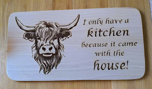 Small Engraved Beech Cutting Board - Highland Cow
