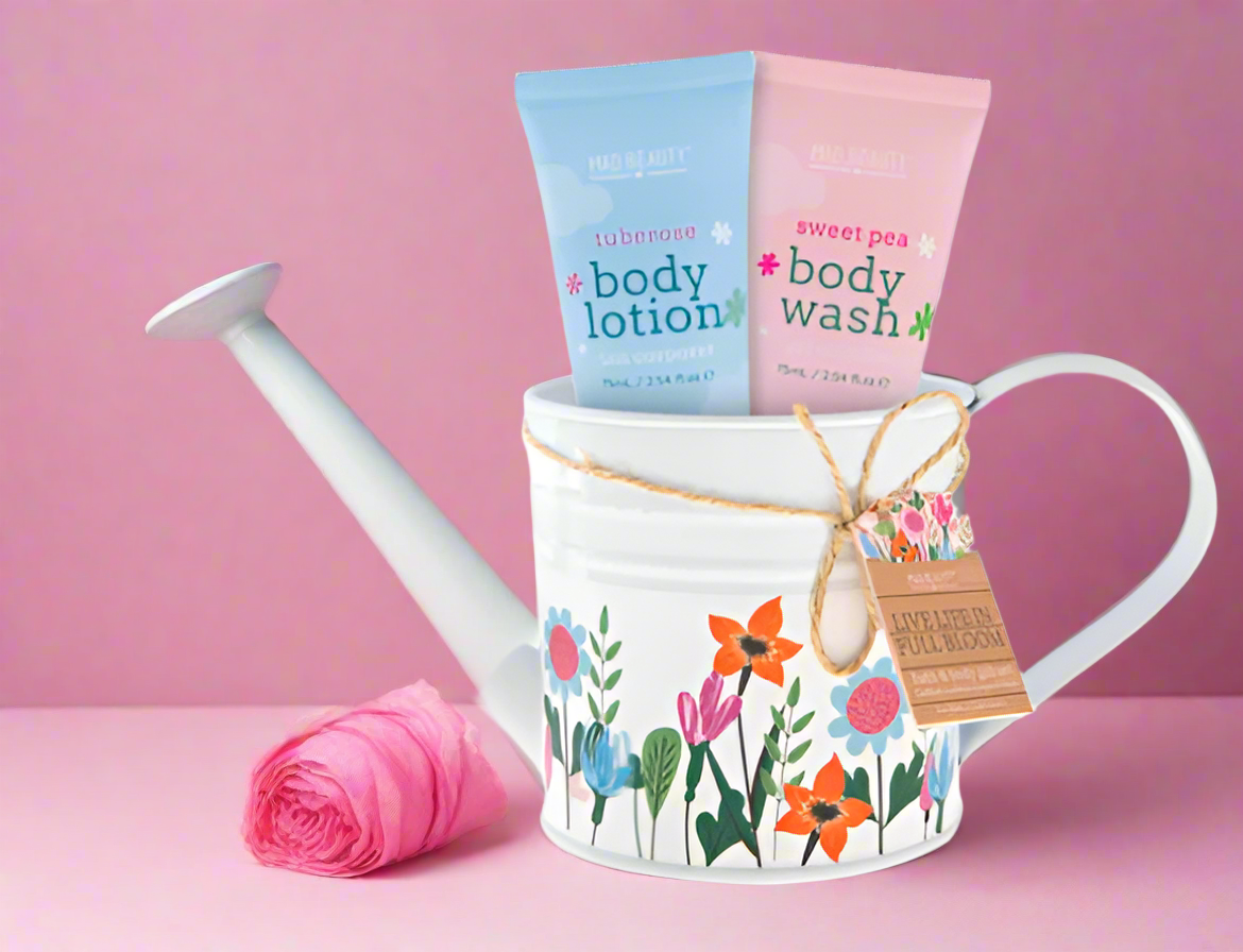 Mad Beauty In Full Bloom Watering Can Gift Set