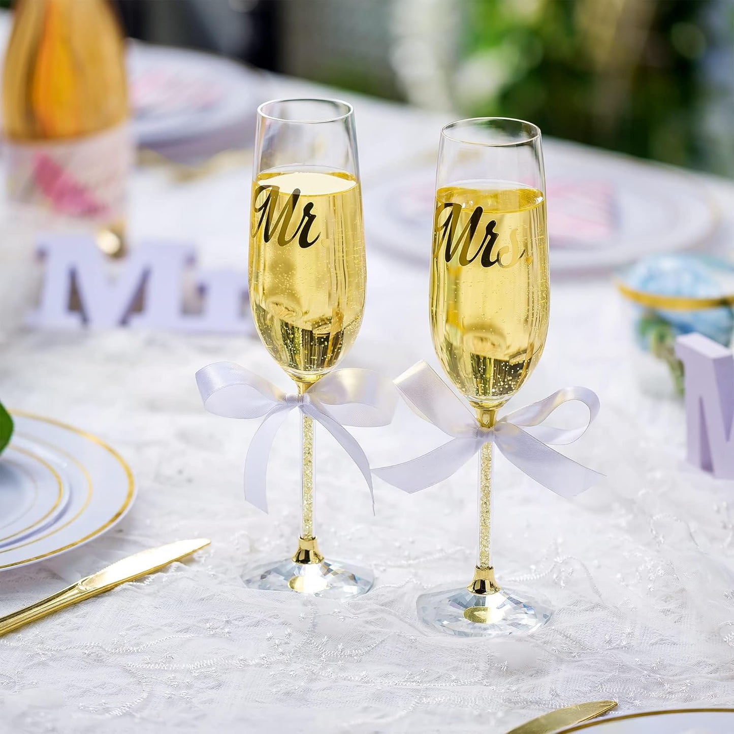 Mr and Mrs Champagne Glasses with Wooden Gift Box